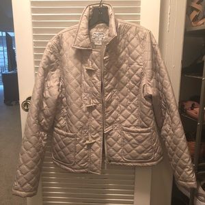 Quited beige jacket